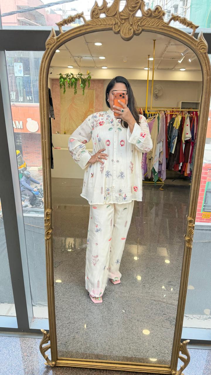 Premium chinon beautiful pearl detailing co ord set