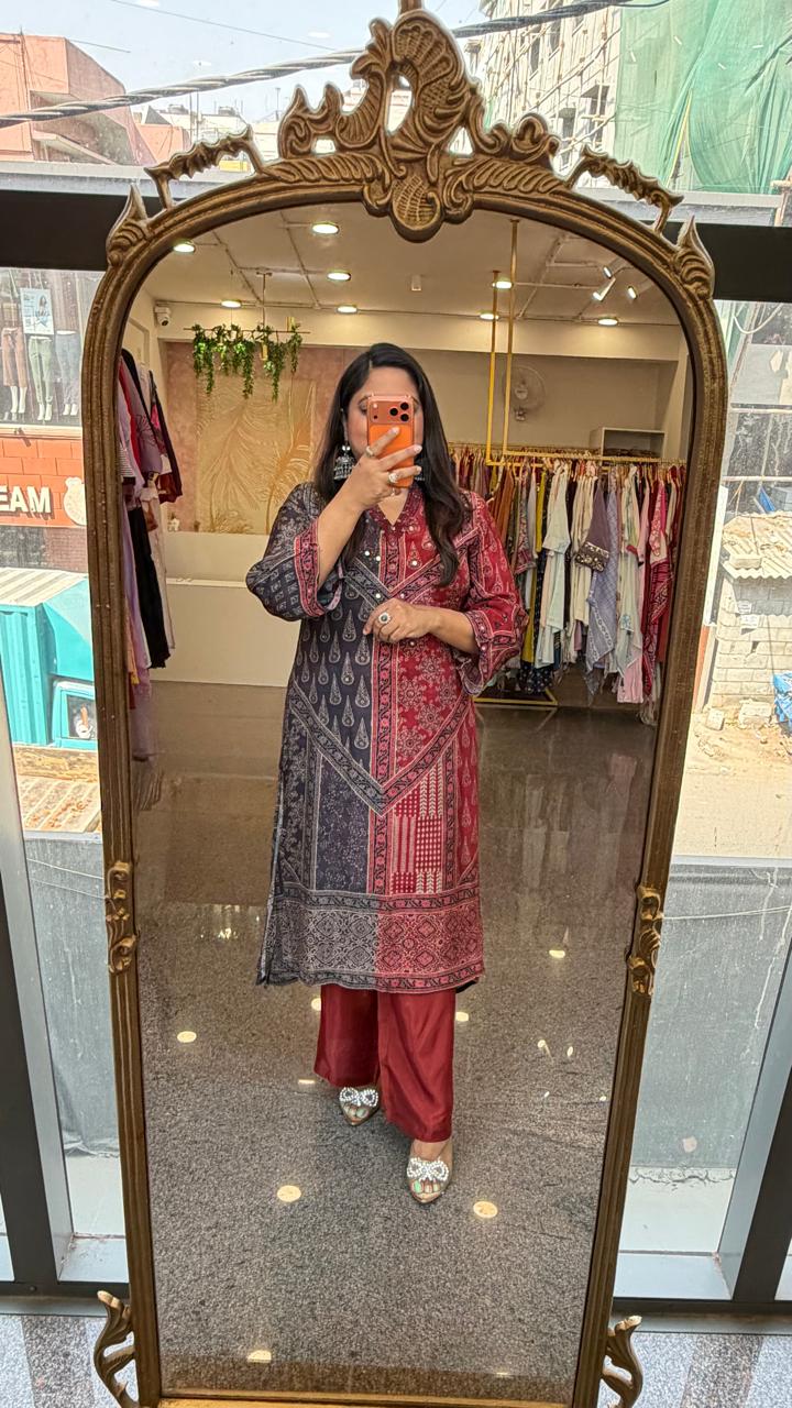 Super pretty premium crepe silk digital printed kurta pant