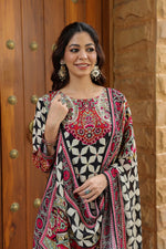 Pure crepe silk lining suit set in black