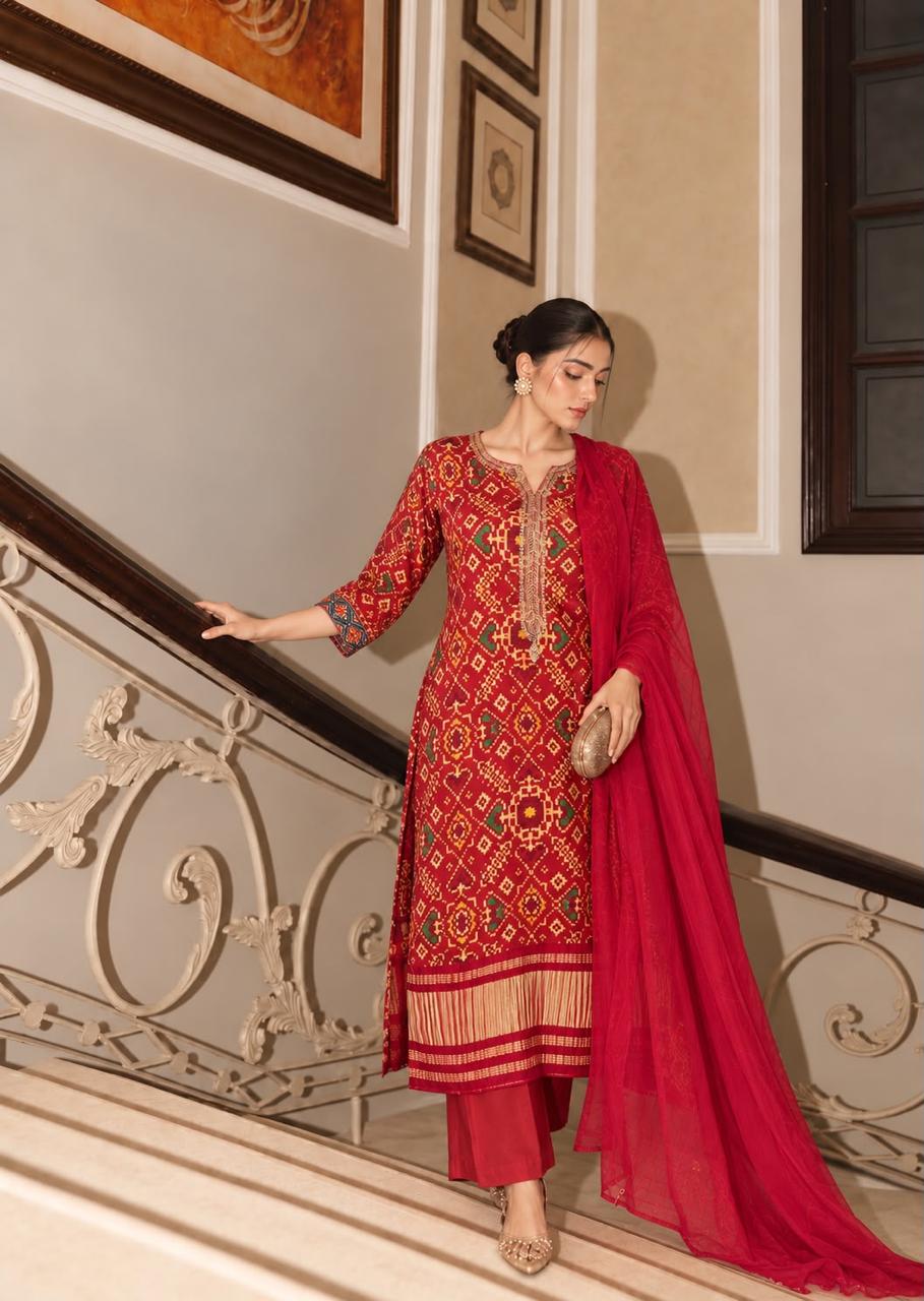 Wow gaji Patola lakri patta suit in rust