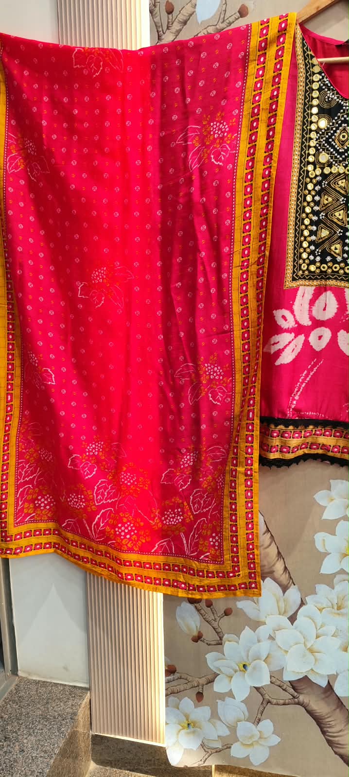 Pretty dola silk pink suit set paired with farshi salwar