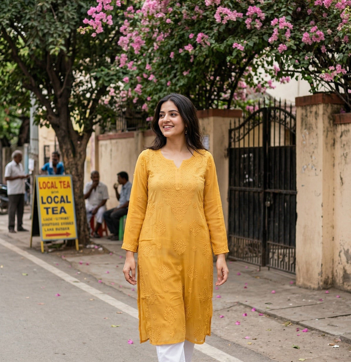 Super pretty hand chikankari with inner in yellow only kurta