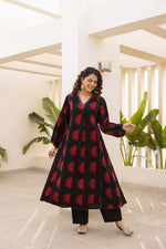 Super smart cotton polka dot kurta pant