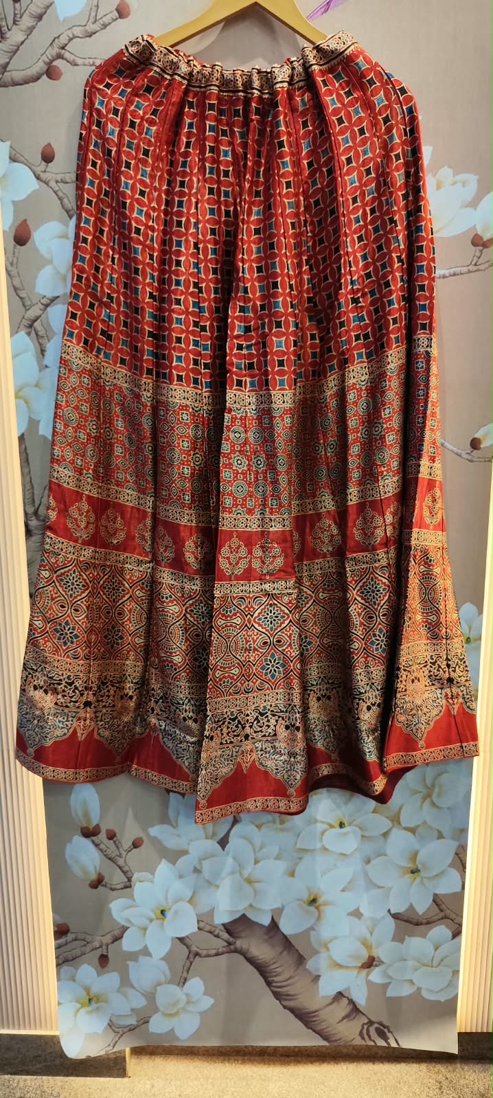 Premium gaji red n gold skirt
