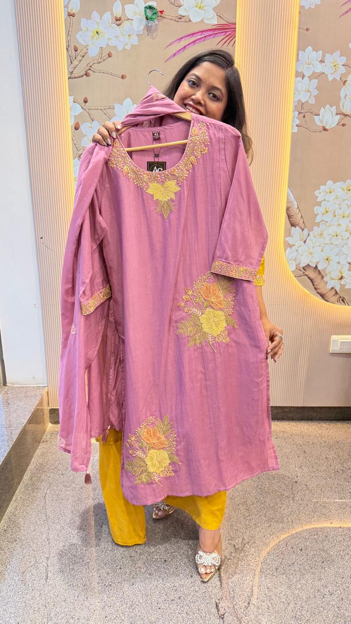 Wow cotton chanderi fully embroidered with pocket suit set in onion pink