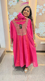 Pretty handowrk tissue full suit set in pink