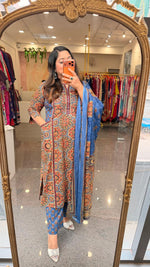 Pretty pretty kalamkari suit set in blue