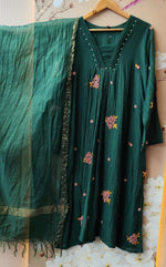 Pretty Mul chanderi with handwork suit set in emerald green