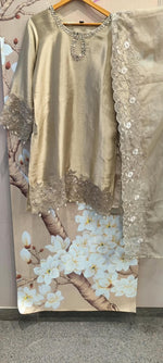 Premium tissue applique suit set in royal colour