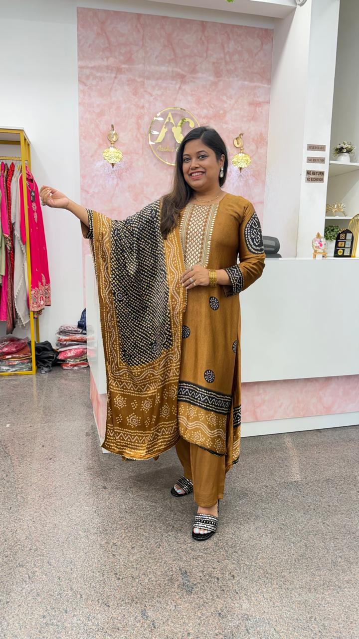 Gold n black premium gaji silk lining suit set ( true to size )