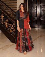 Pretty kaftan top paired with skirt in red n black