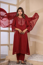 Premium Mul cotton red paisley embroidered designer pocket suit set