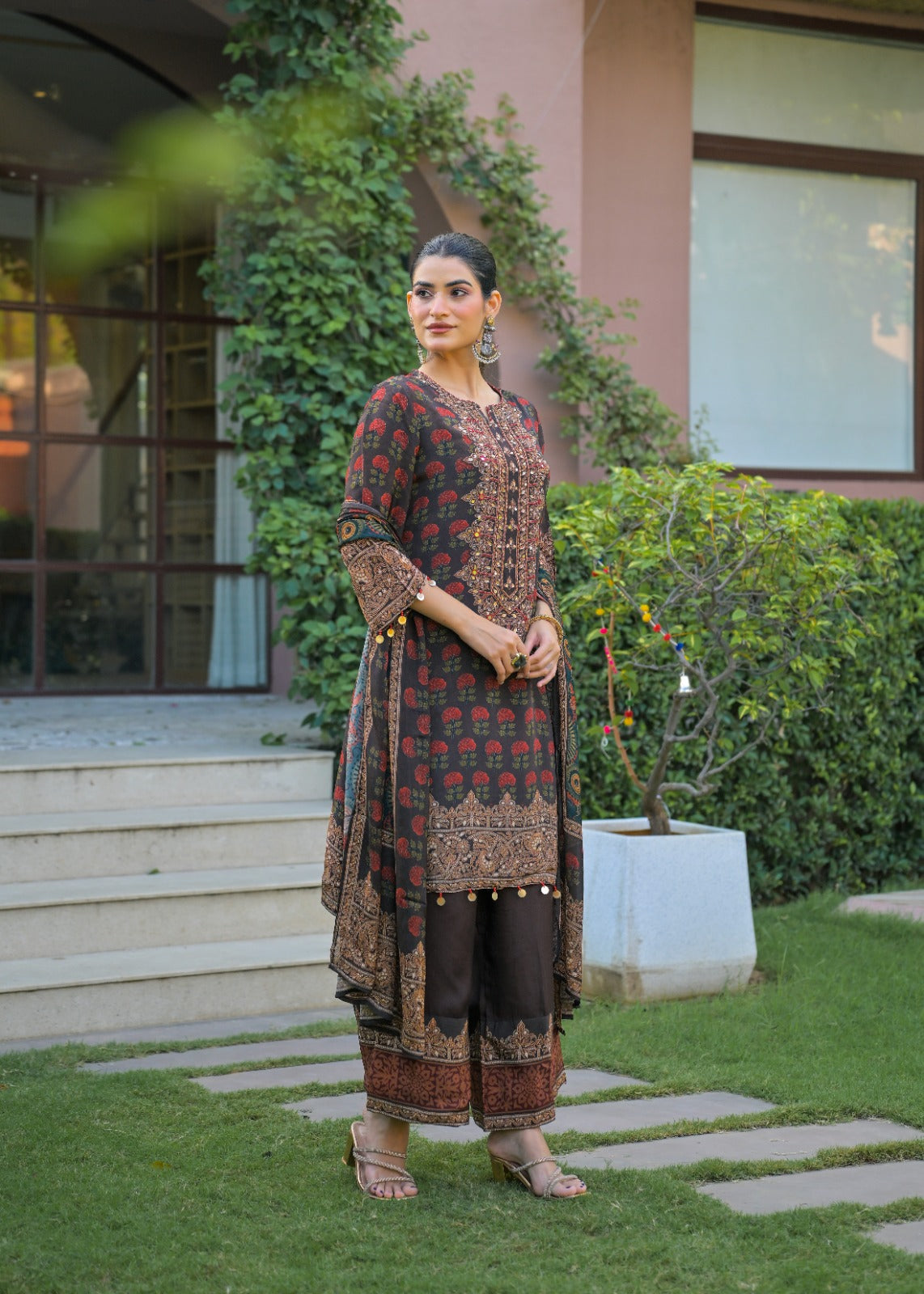 Celebrity inspired pure dola silk designer suit set