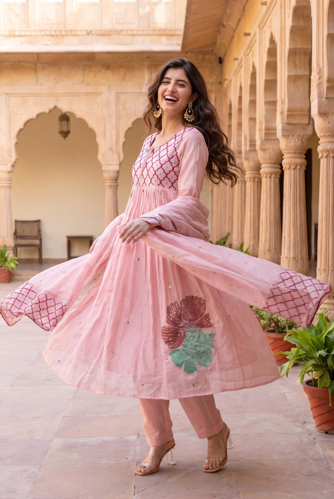 Gorgeous applique work Mul chanderi suit set in pink