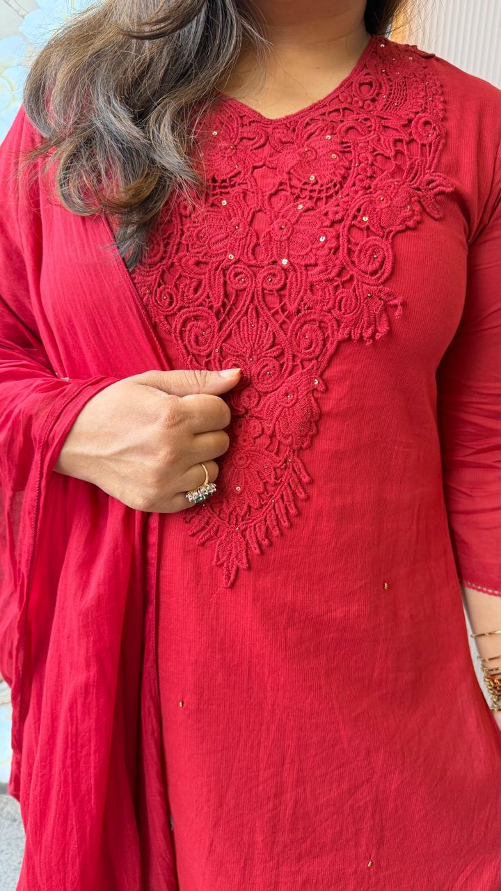Silly cotton lace detailing full suit set with pockets in pant in red