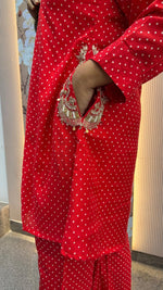 Super pretty embellished pocket gorgeous silk kurta pant
