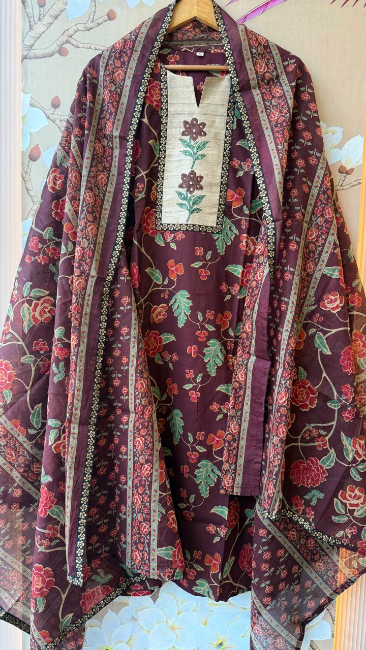 Pretty Kalamkari suit set in wine