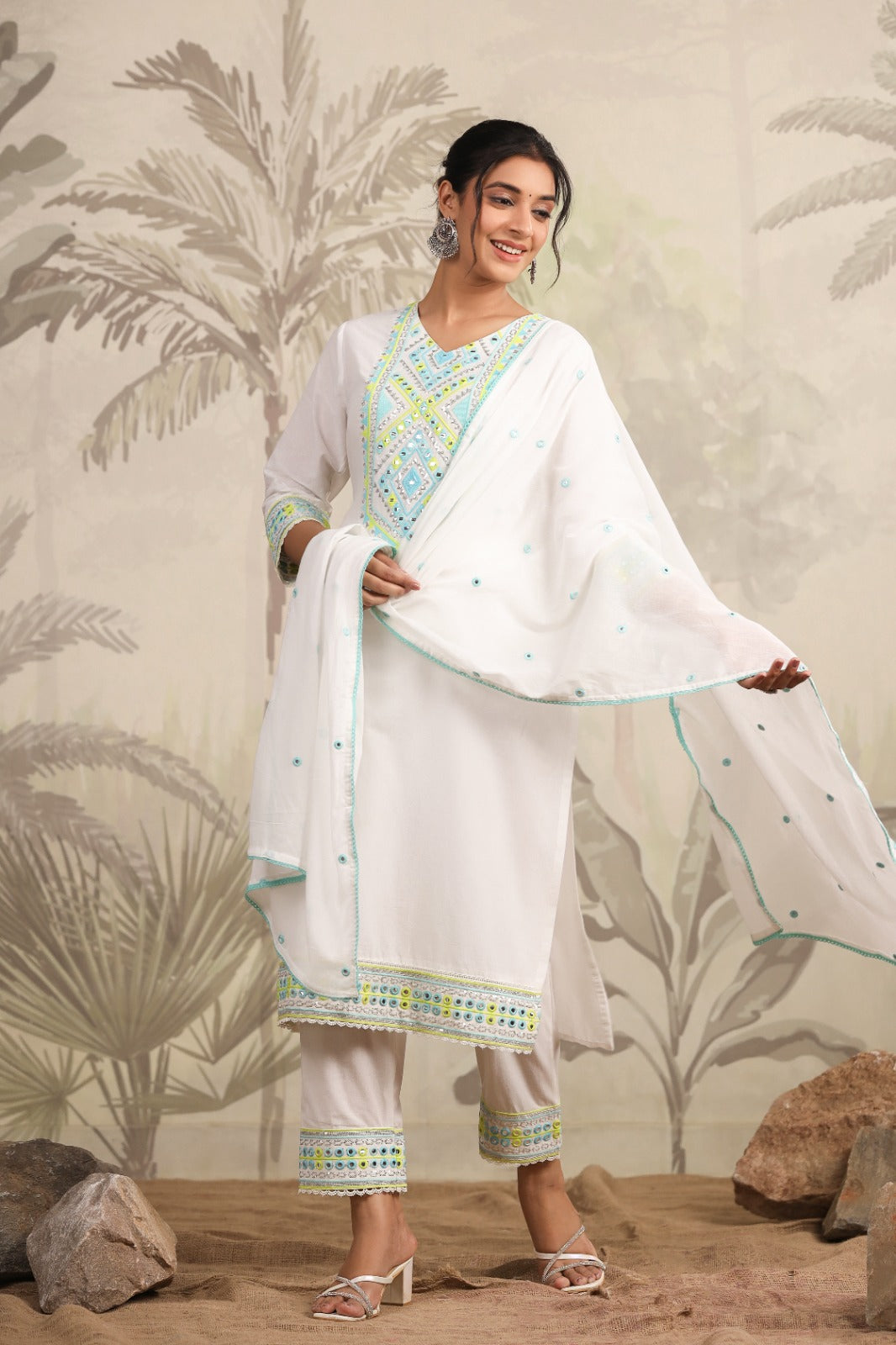 Pure mul cotton suit set with beautiful mirror detailing