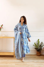 V neck cotton suit paired soft soft organza dupatta