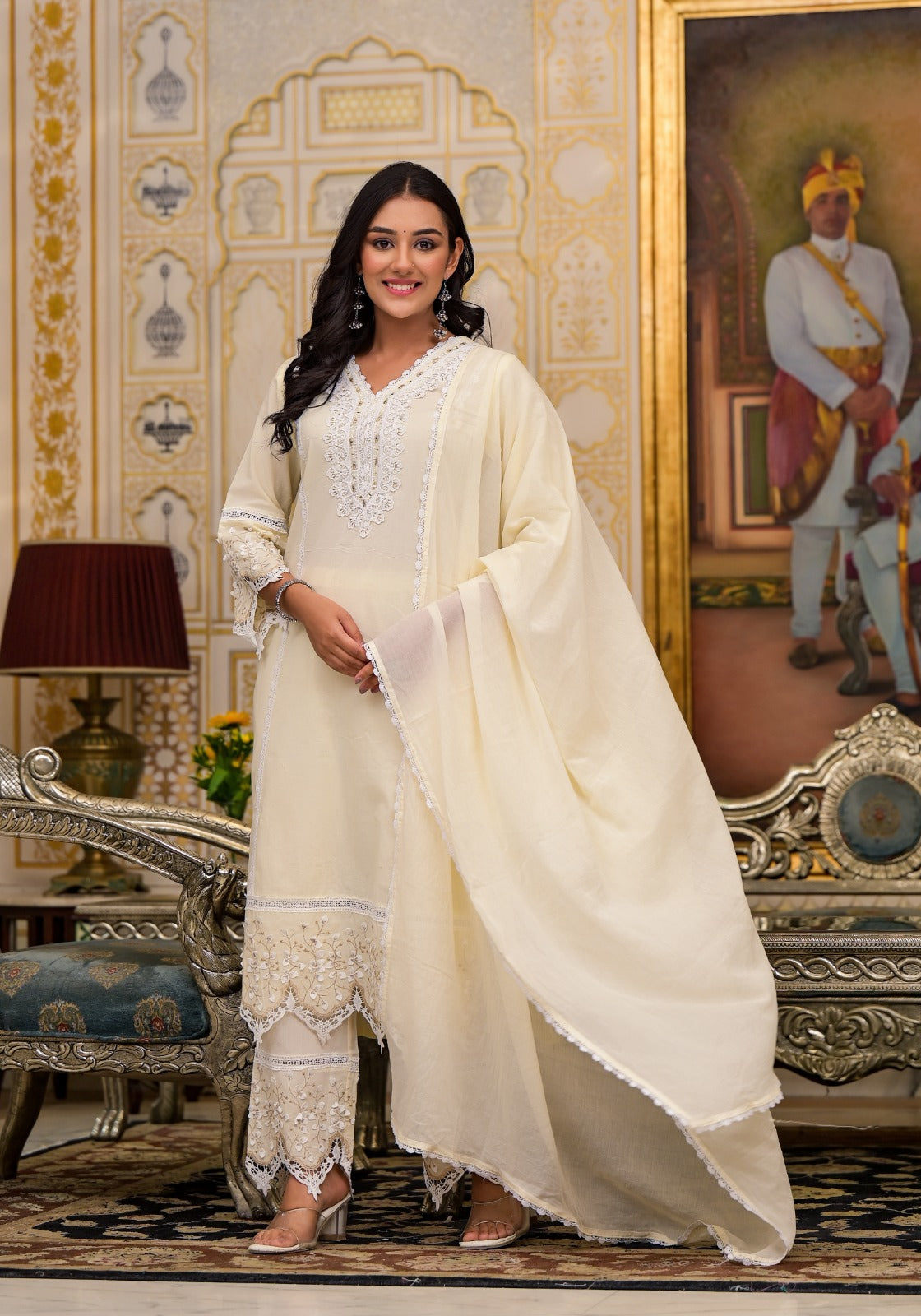 Timeless beauty ! A pure elegance ! Super beautiful n pretty cotton suit set with intricate detailing