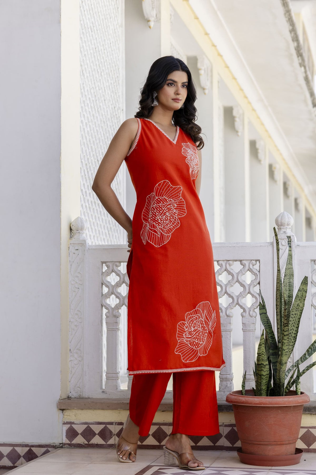 Smart sleeveless embroidered kurta pant in rust