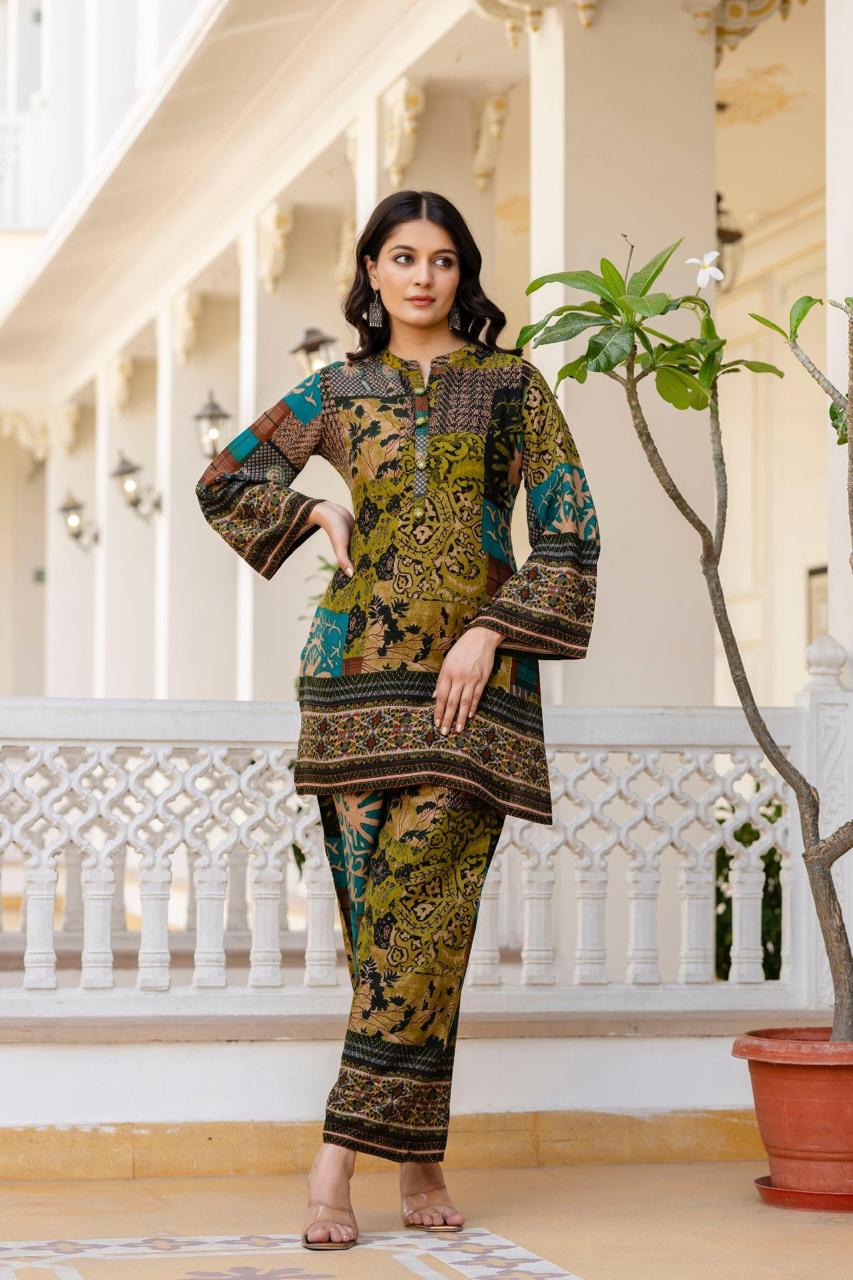 Premium rayon stylish co ord set in green n blue