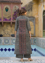 Smart cotton pocket suit set in red