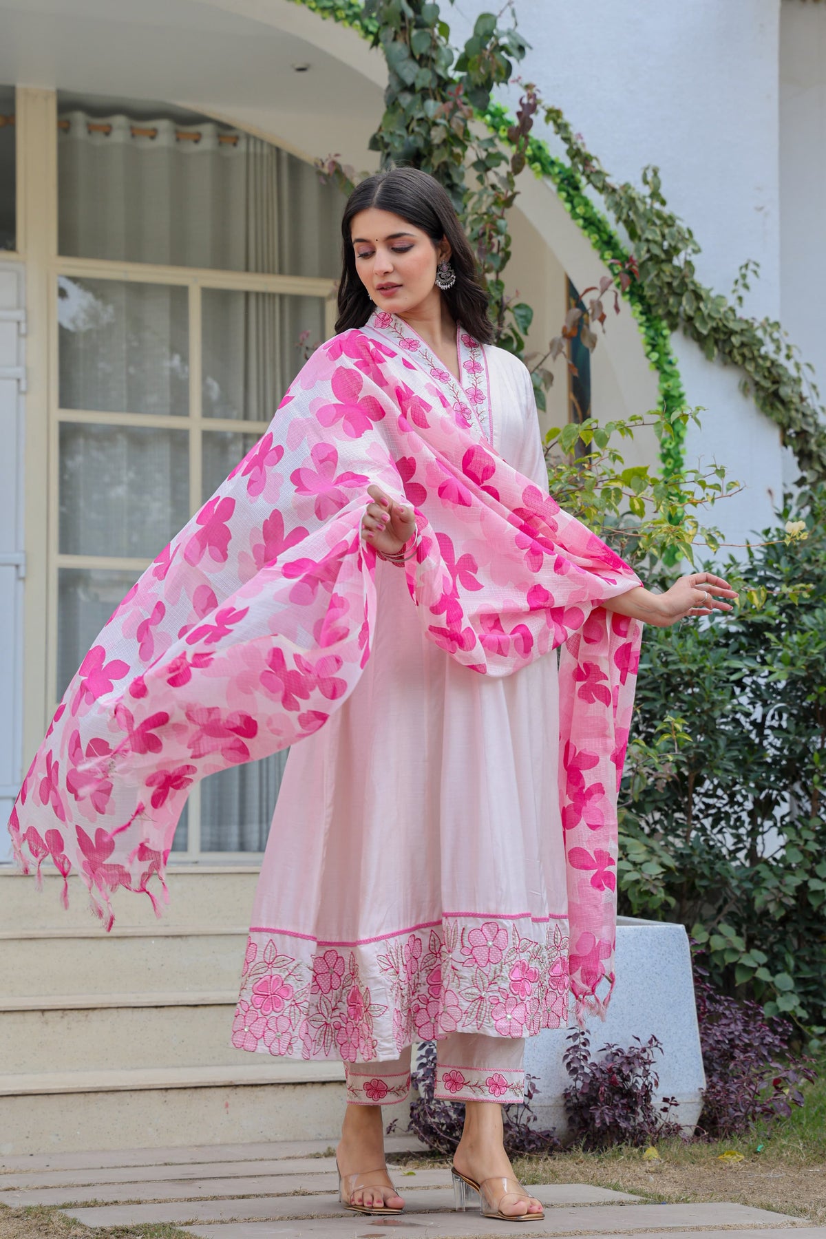 Smart n beautiful muslin silk suit set with full appliqué work