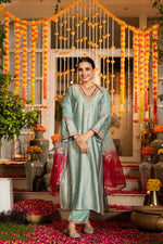 Wow dola silk zari detailing suit set in blue