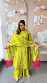 Gorgeous Mul Chanderi with gotta detailing suit set in green