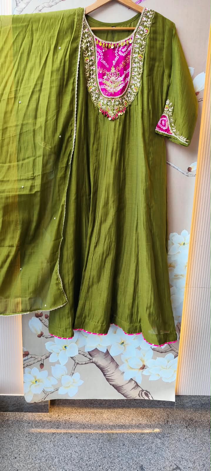 Premium Mul chanderi with bandhani detailing suit set in green