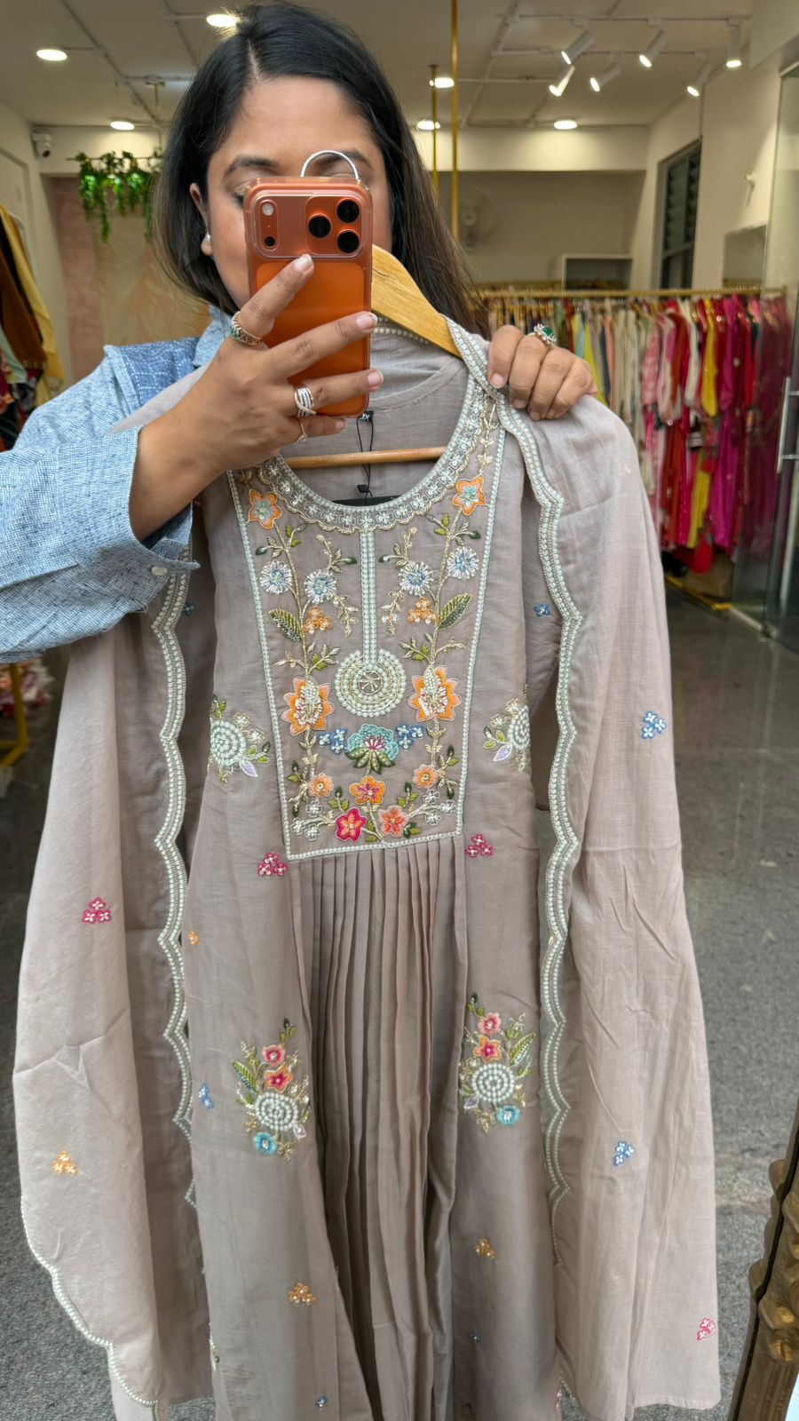 Super elegant Mul chanderi with pearl detailing full suit set