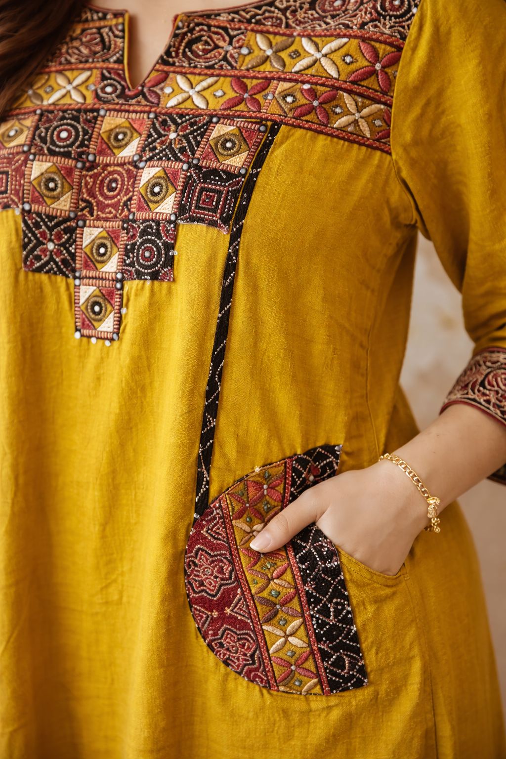Smart cotton applique work suit set in yellow