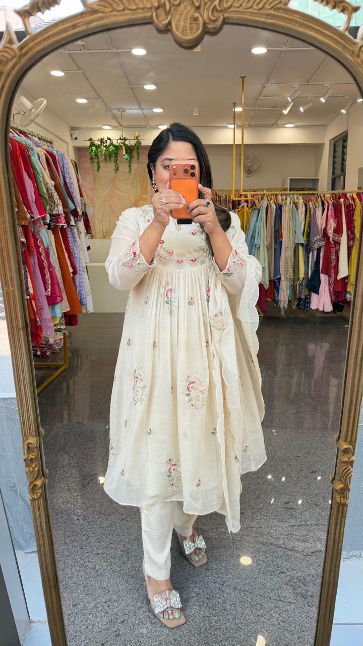 Pure Banarasi Mul chanderi intricate hand embroidery full suit set in ivory