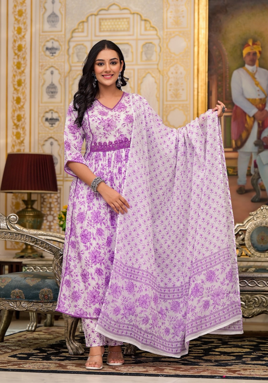 Wow !! Definitely a true stunner in pure cotton