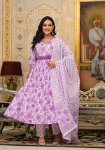 Wow !! Definitely a true stunner in pure cotton