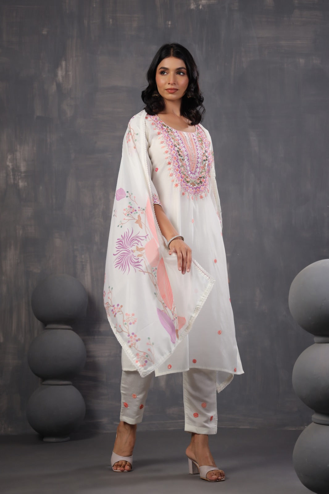 Super pretty embroidered muslin suit set