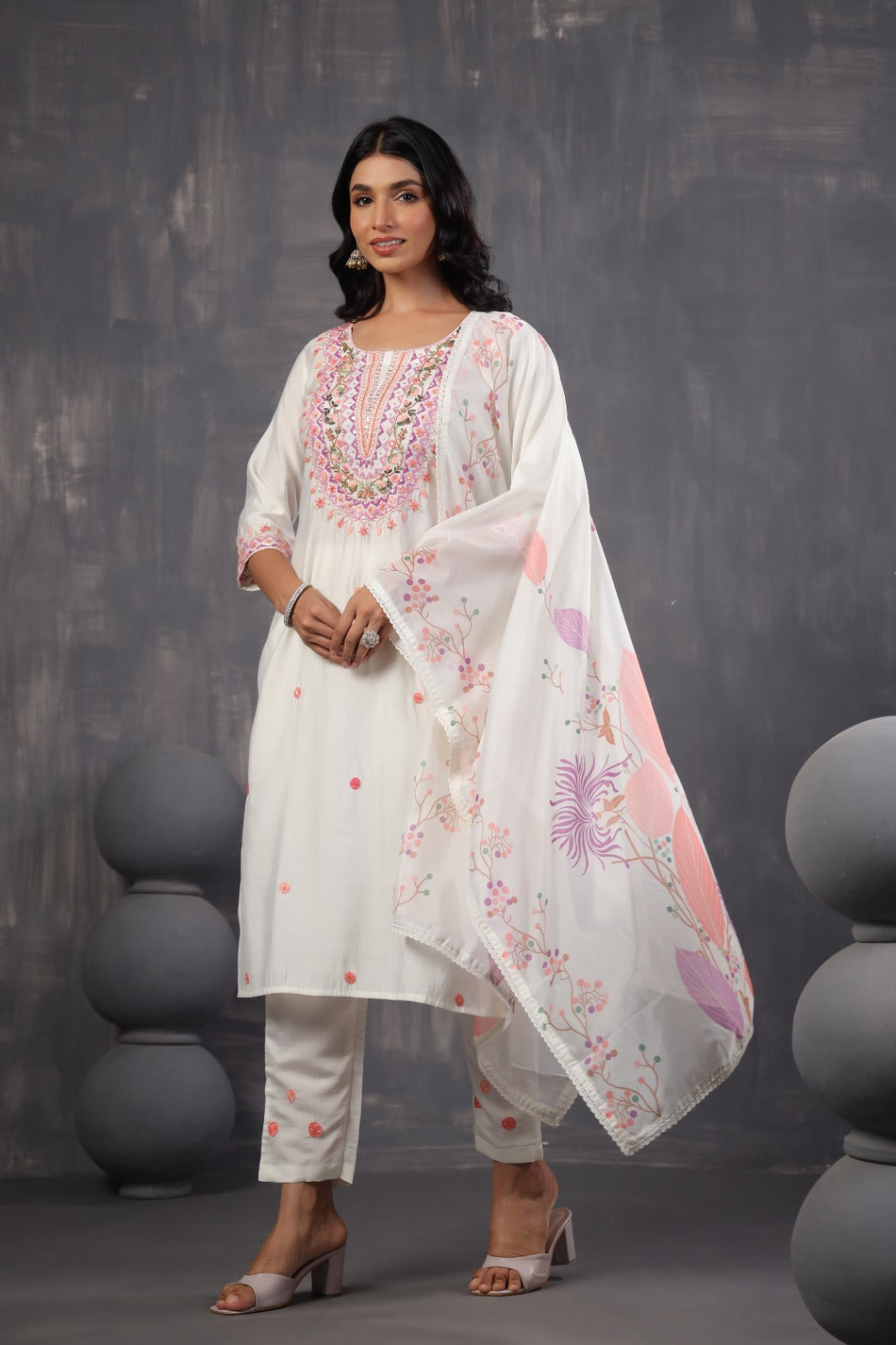 Super pretty embroidered muslin suit set
