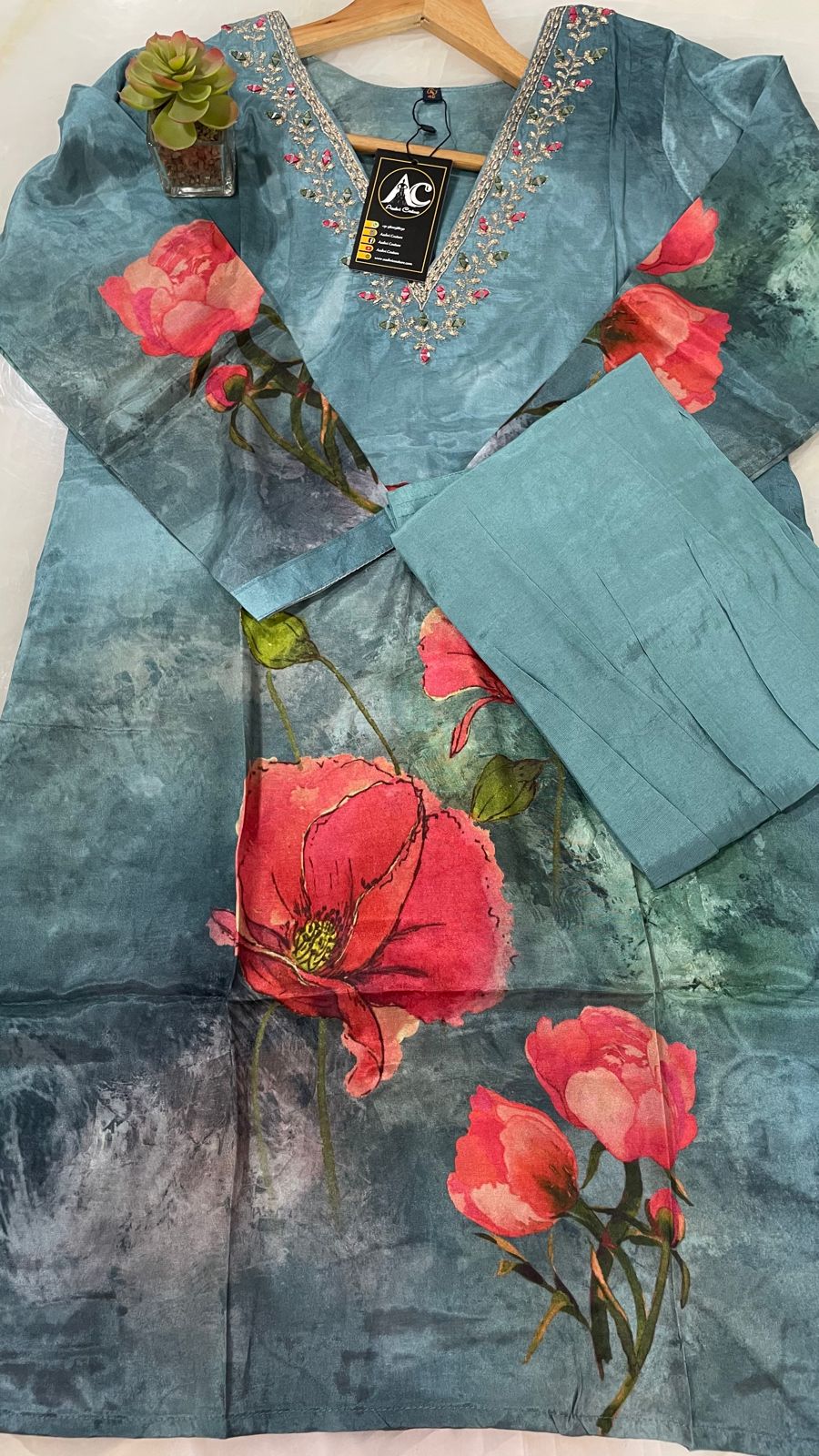 V neck pure muslin co ord