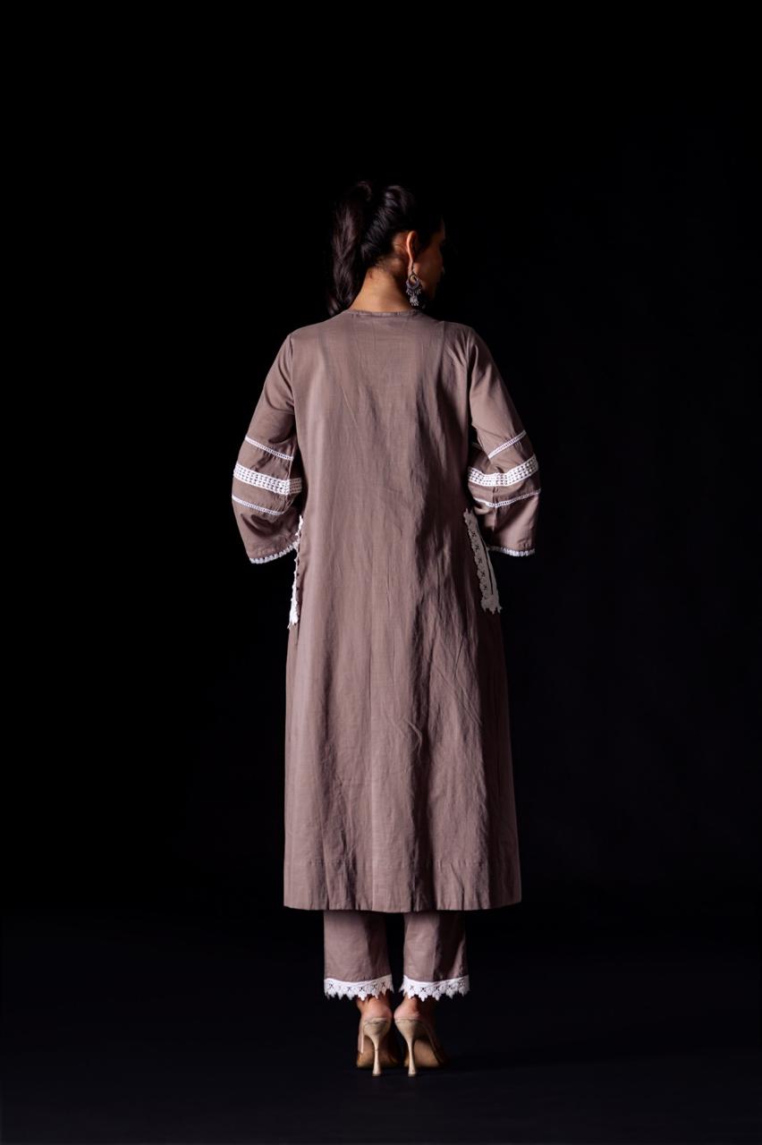 Pure cotton with lace detailing and designer pockets