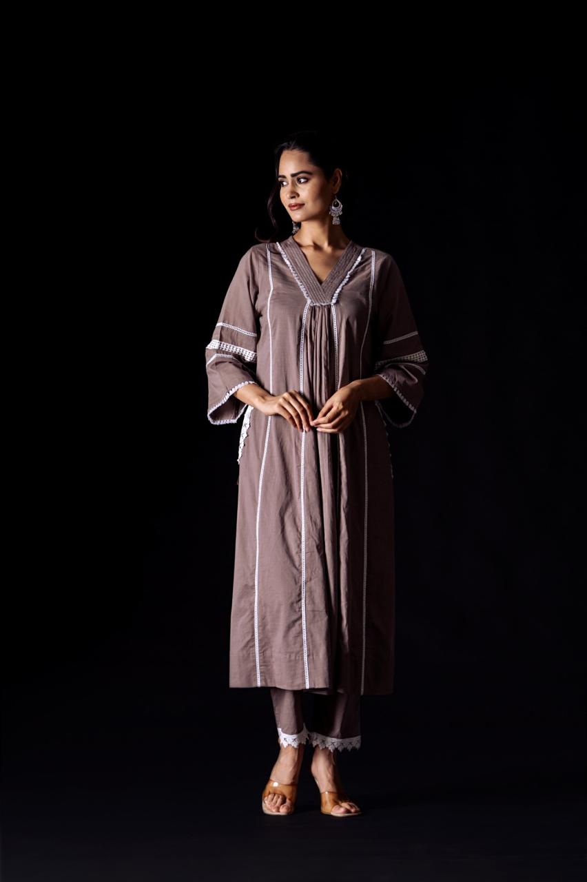 Pure cotton with lace detailing and designer pockets