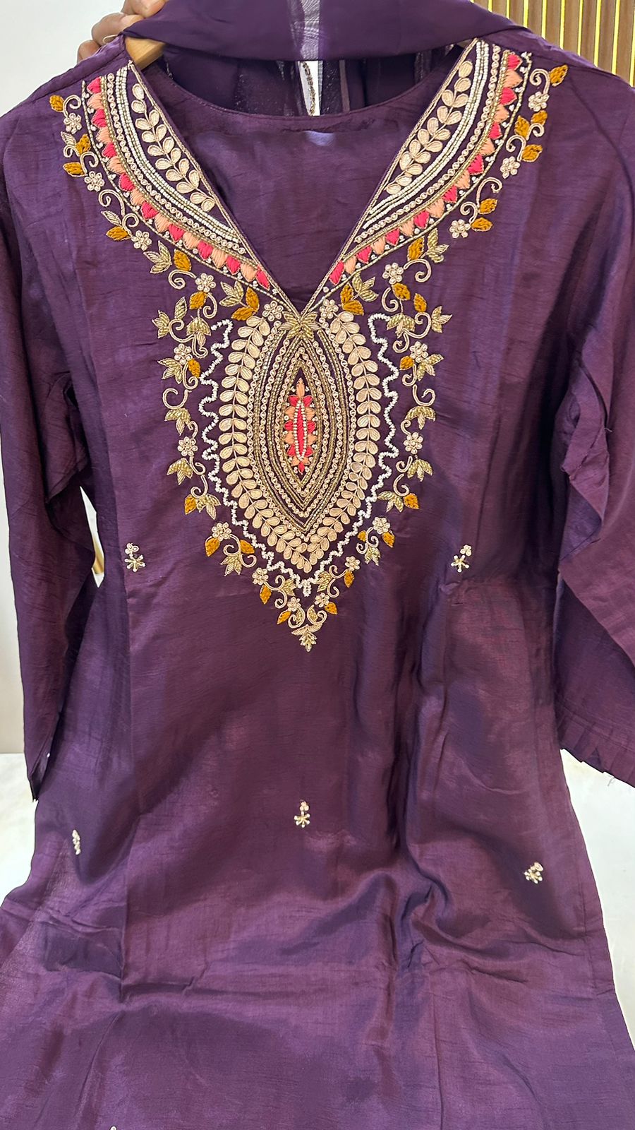 Pure dola silk handwork suit set