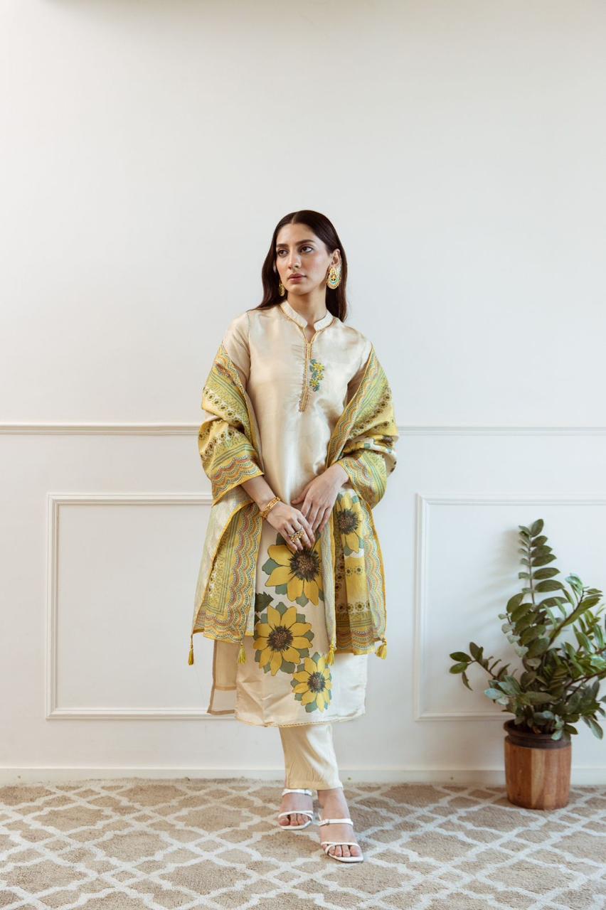 Premium shimmer tissue digital printed suit set