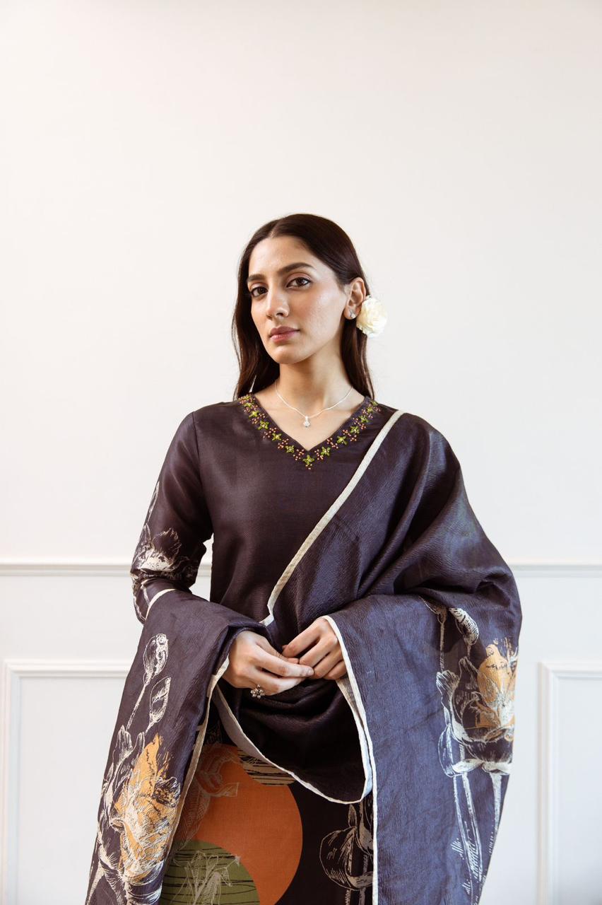 Premium shimmer tissue digital printed suit set