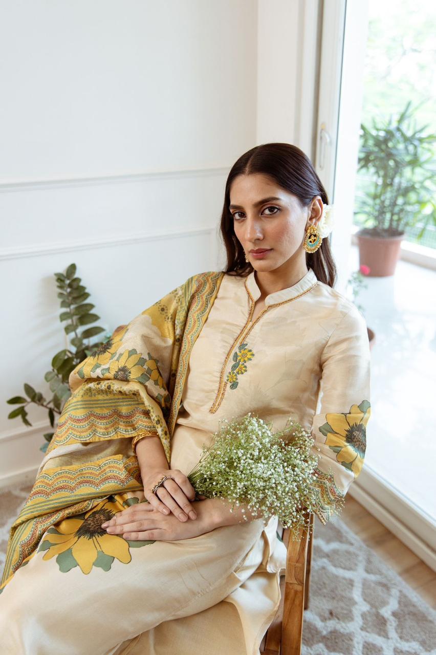 Premium shimmer tissue digital printed suit set