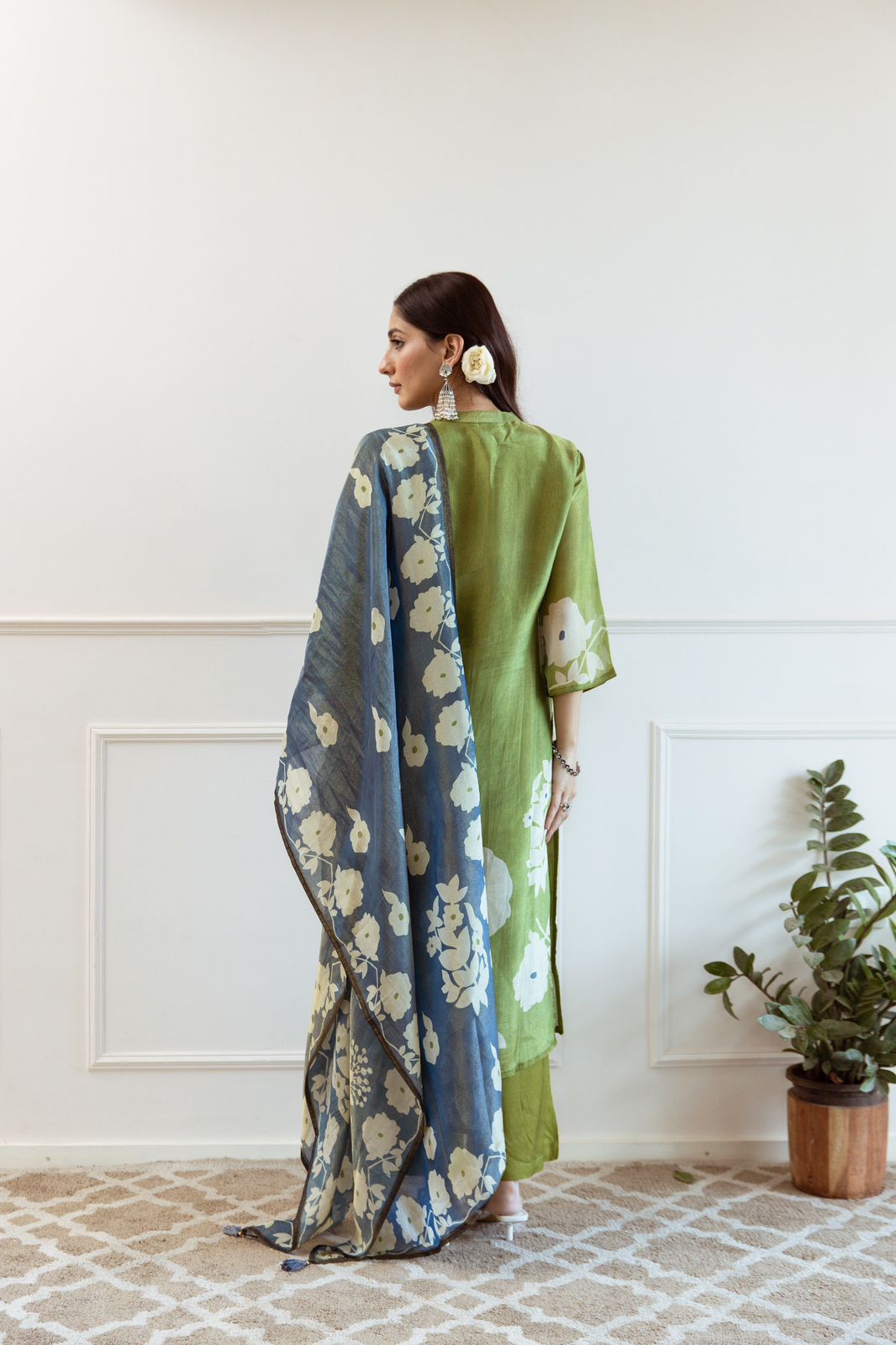 Premium shimmer tissue suit set