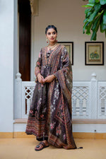 Premium shimmer tissue suit set