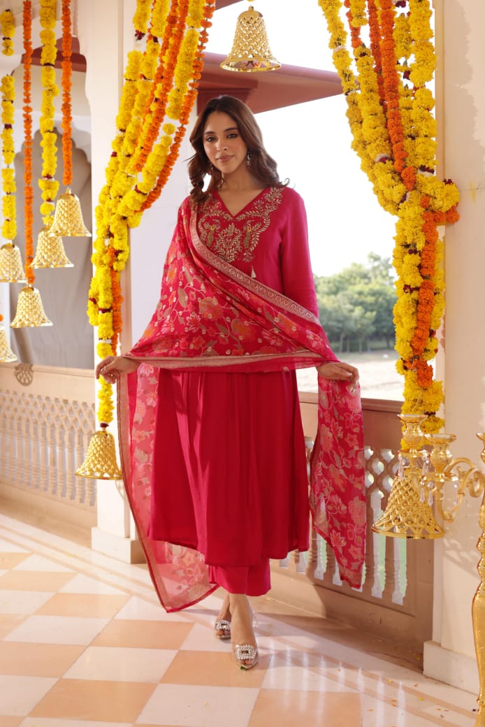 Pretty red stylish silk suit set