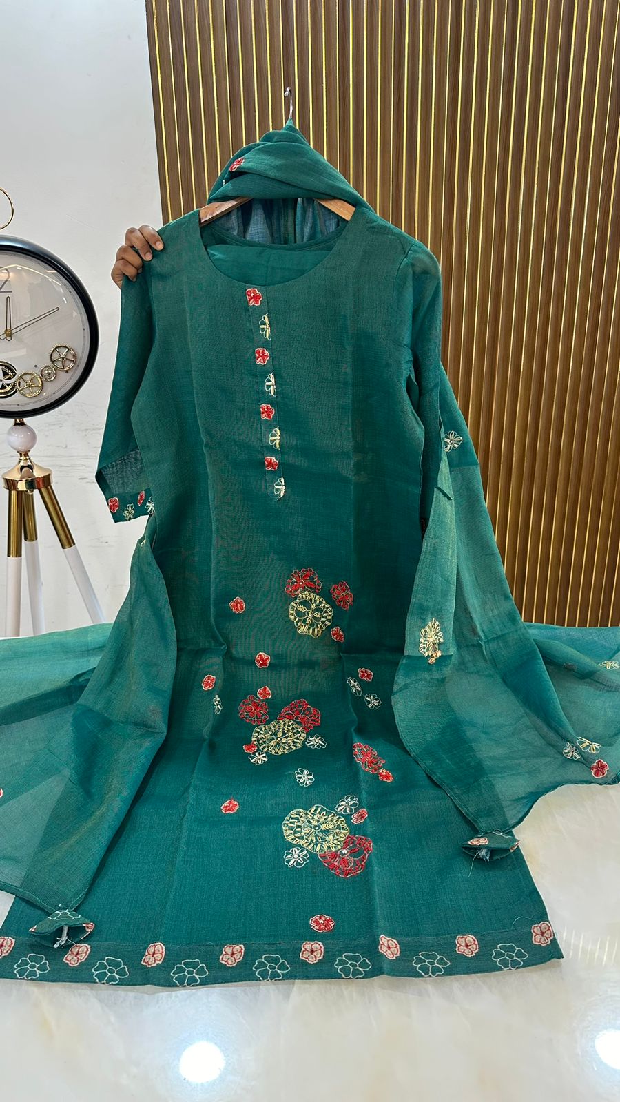 Premium shimmer tissue suit set