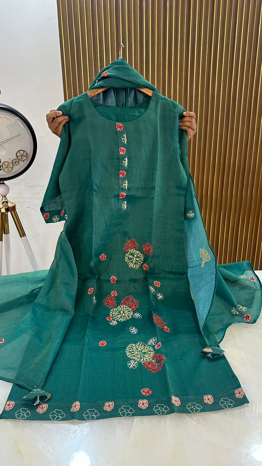 Premium shimmer tissue suit set